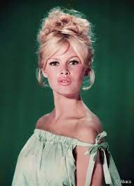 L Oreal Paris Maquillage Coloration Soin De La Peau Et Soin Cheveux Coiffures Retro Coiffure Annee 60 Les Plus Belles Coiffures