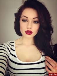 Katie Mink's Instagram, Twitter & Facebook