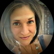 My newest piece!!!! 🎨💃♥️ 💃 She doesn't ask for permission to dance.  She's FREE. She doesn't wonder if it's okay to dance right here, right now.  She's FREE. She doesn't bother herself