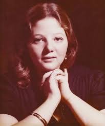 Cindy Caputo's Instagram, Twitter & Facebook