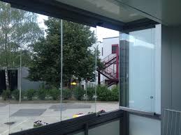 Glas Faltwand Ohne Rahmen Fur Terrasse Oder Balkon Faltwand Wintergarten Fenster Und Turen