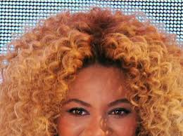 This 69 year old veteran style diva looks amazingly pretty in her white hair look. Qa Q4pov7rcvam