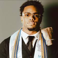 Syrr Sanders (@syrr.sanders.2025) • Facebook