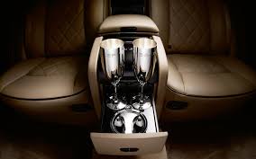 Interior Of 2010 Maybach Zeppelin Luxery Car Wide Tablet Background Maybach Zeppelin Luxury Cars