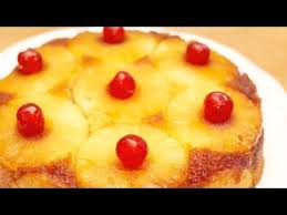 Voici Un Gateau Tres Apprecie Aux Antilles De Belles Tranches D Ananas Caramelisees Un Gateau Delicieusement Parf Cuisine Creole Gateau Ananas Repas Antillais