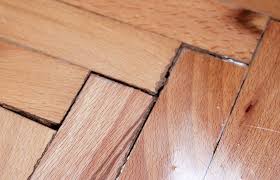 Maybe you would like to learn more about one of these? Parchet Din Lemn Masiv Cum Pot Fi Reparate Golurile ApÄrute Intre Elemente Revista Din Lemn