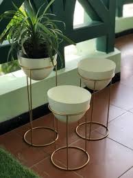 If you are thinking of transforming your garden into a beautiful and peaceful placing plants in planters can elevate them and provide an attractive feature for your outdoor environments. Milan Brown Floral Bed Large Rectangular Plastic Planter Pots Tree Pot Online India