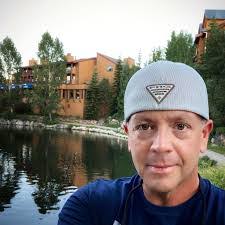 Mike Reusch's Instagram, Twitter & Facebook