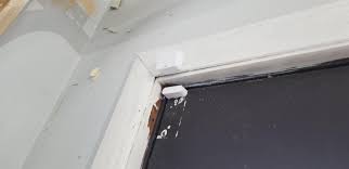 Yes, simplisafe offers smoke, water, and freeze sensors to monitor for environmental hazards like fires. How Can I Mount This Entry Sensor At The Moment It Says It S Closed But I Think It S Too Far Apart Because It S Not Setting Off Any Alarms I Did A Trial