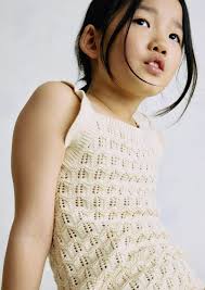 H&M Adorables Channels Retro Resort Vibes in Summer 2025 Collection