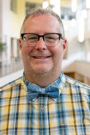 Karin Doss's Instagram, Twitter & Facebook