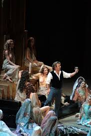 Guillaume tell aux chorégies d'orange, un extrait vidéo du premier acte lors de la répétition générale. Operni Festival V Orange Wikipedie