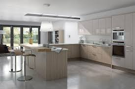 kitchen renovations & designs