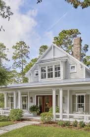 Browse thousands of beautiful photos and find exterior designs and ideas. Farmhouse Details For A Beautiful And Reliable Exterior The Cottage Market