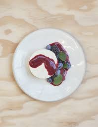Cheese Cake Speculoos Coulis De Fruits Rouges Pour 4 Personnes Recettes Elle A Table Recette Coulis De Fruits Alimentation Recettes De Cuisine