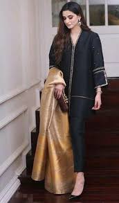 Black And Gold Party Dress Pakistani Items Similar To Pakistani Semi Formal Black And Gold Shalwar Kameez On Etsy 1 In 2020 Pakistani Fashion Casual Pakistani Fashion Party Wear Pakistani Fancy Dresses