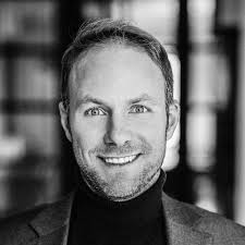 Real Estate meets Operations: ACCUMULATA gründet Shared Space Operator für  Büroimmobilien in Kooperation mit New Work-Pionier Michael O. Schmutzer