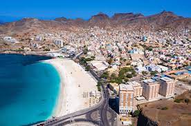 Die kapverdischen inseln (kapverden, kap verde oder auch cabo verde genannt) bilden als inselgruppe im atlantik westlich von afrika einen eigenen staat. What Country Is Cape Verde And Where Is It Located People News Chronicle