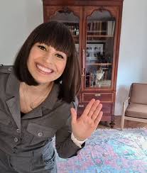 Foste uma luz que me apareceu e o sorriso me devolveu. Mais Sobre Joana Cruz Vidas
