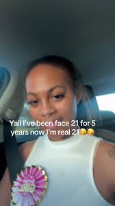 Carolyn (@carolynn..0)