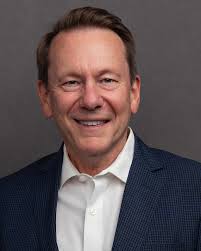 We are thrilled to be joined this year by vocalist Randal Rushing! Let's  learn a bit about him! Randal Rushing has led a distinguished career  spanning five decades as a leading lyric