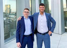 Sie sind teil unseres teamorientierten. Wir Bekommen Viel Geboten Und Wollen Viel Zuruckgeben Deutsche Bank Careers