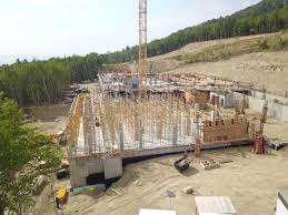 Vor 2 tagen · le groupe le massif est l'actionnaire majoritaire, mais le club med a aussi investi dans la construction et a signé une entente à long terme de 15 ans comme opérateur du site. Le Chantier De L Hotel Du Club Med Avance Le Charlevoisien