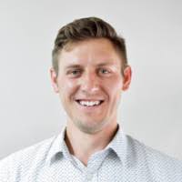 100+ perfiles de «Kotlewski»