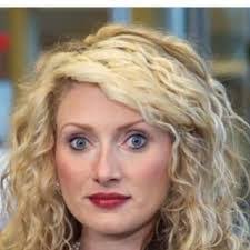 Julie Higdon's Instagram, Twitter & Facebook