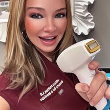 I'm trying to sell my Hydrafacial machine and I have a buyer. She already  has a Hydrafacial so has an account with them but they are telling her that  the machine will
