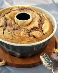 Rezept Gugelhupf Mit Marzipan Und Gehackten Mandeln Ruhrkuchen Rezept Gugelhupf Kuchen Ruhrkuchen