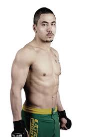 Robert whittaker is a ufc fighter from menai, new south wales, australia. Robert Whittaker Aussie Finisher Is One Win Away From Glory Ufc
