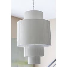 With extra long pendant lights transform the space more comfortable. A Plug In Swag Hanging Pendant With Extra Long 15a Cord With On Off Switch And Silver Metal Chain High Gloss White Lacquer Swag Chandelier Hanging Pendants