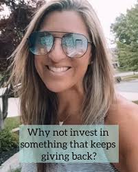 Bridget Rhodes's Instagram, Twitter & Facebook