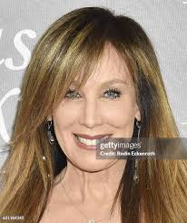 701 Cindy Cowan Stock Photos, High-Res Pictures, and Images