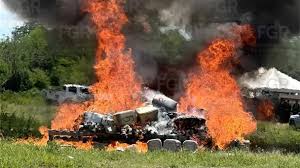 FGR da golpe al narco: destruye más de 900 kilos de droga y 223 máquinas tragamonedas en Sinaloa