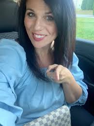 Kara Workman's Instagram, Twitter & Facebook