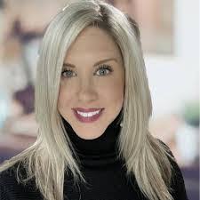 Brandi Doiron's Instagram, Twitter & Facebook