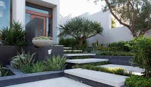 Maybe you would like to learn more about one of these? 80 Fascinating Modern Contemporary Front Yard Landscaping Rockindeco