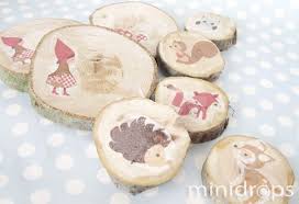 Bedruckte Baumscheiben Minidrops Baumscheiben Basteln Mit Holzscheiben Baumscheiben Gestalten