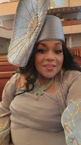 FASHION KINGS & QUEENS