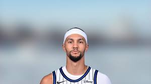 Jalen Suggs gets an ovation at MSG as he's helped up, …