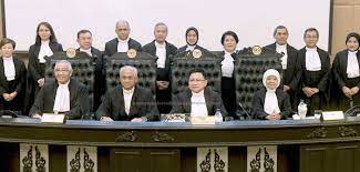 Katanya, penghakiman persetujuan bagi penyelesaian kes itu akan direkodkan di hadapan pesuruhjaya kehakiman darryl goon siew chye. Cj Maximum Two Year Probation For Judicial Commissioners Borneo Post Online