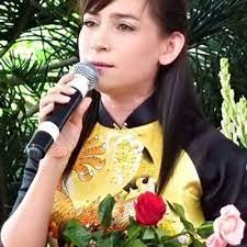 Phi nhung is a vietnamese language singer who specialises in cai luong and vong co music. Phi Nhung Phinhungpham Twitter