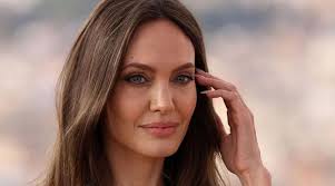 Pick me or them: Faryal gives ultimatum to boxer Amir Khan