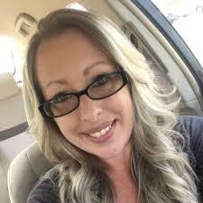 Christina Iacovelli's Instagram, Twitter & Facebook