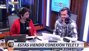 Tele 13 was launched on 1 march 1970, replacing the former newscast el repórter esso and martini al instante. T13 On Twitter Estamos Con Conexion Tele 13 De Tele13 Radio En Vivo Por T13movil Https T Co Trpyerm738