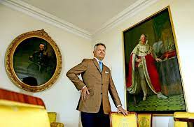 Das haus württemberg ist ein bis heute existierendes adelsgeschlecht, das über jahrhunderte, zuletzt bis 1918 als könige von württemberg, große gebiete südwestdeutschlands beherrschte und prägte. Friedrich Herzog Von Wurttemberg Wird Sein Sohn Der Nachste Erbprinz Baden Wurttemberg Stuttgarter Nachrichten