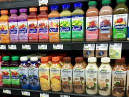 Lidah buaya biasanya dicuci dan diolah, setelah itu dipotong berbentuk dadu. Mitos 9 Makanan Yang Selama Ini Sering Dikira Sehat Padahal Gak