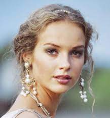 Magda i adrian poznali się w nowym jorku, gdzie mielcarz przeprowadziła się ze względu na karierę modelki. Lidia S Adorable Bun Quo Vadis Movie Polish Women Beautiful Beauty